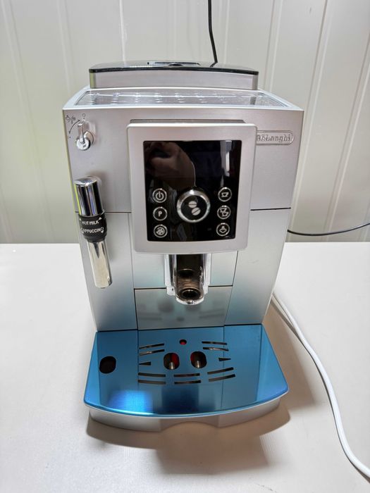 Ekspres Delonghi ECAM 23.420.SW po całkowitym przeglądzie + gwarancja