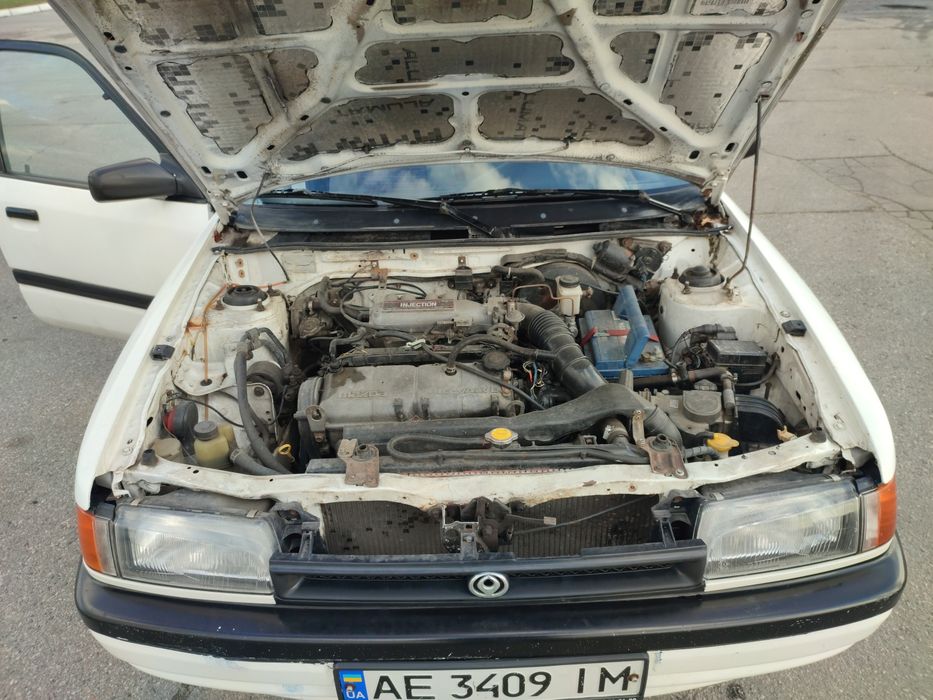 Мазда 323, 1990 год, 1.6, автомат
