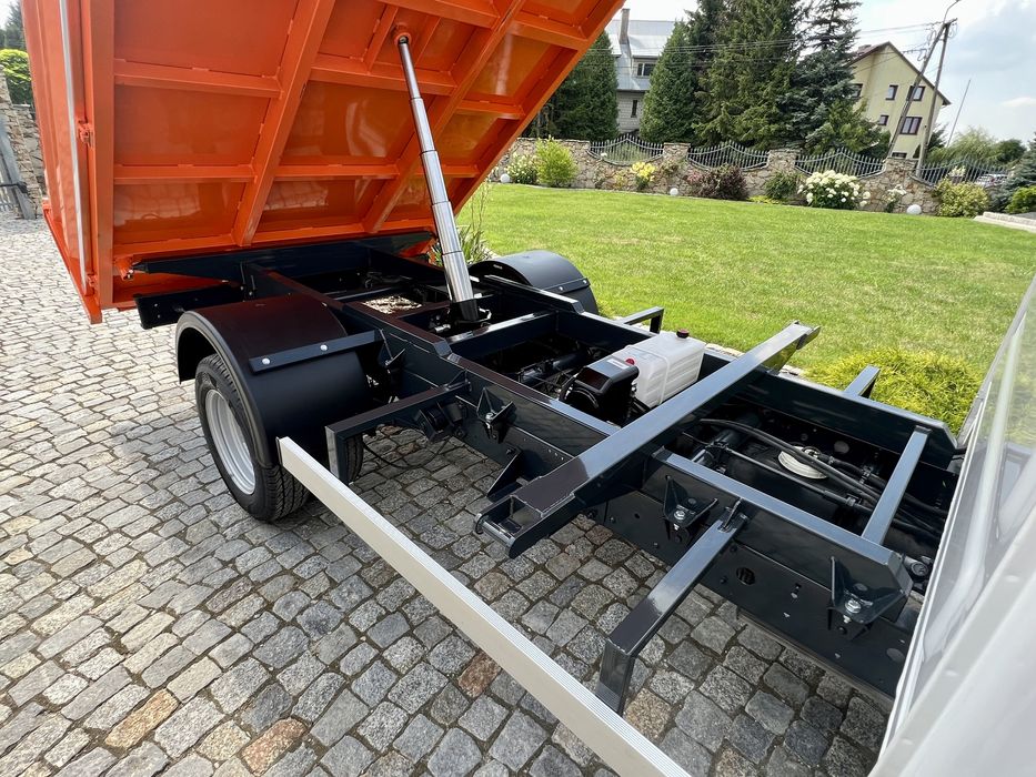 Zabudowa wywrotka Iveco Daily Mercedes Sprinter Renault mascott master