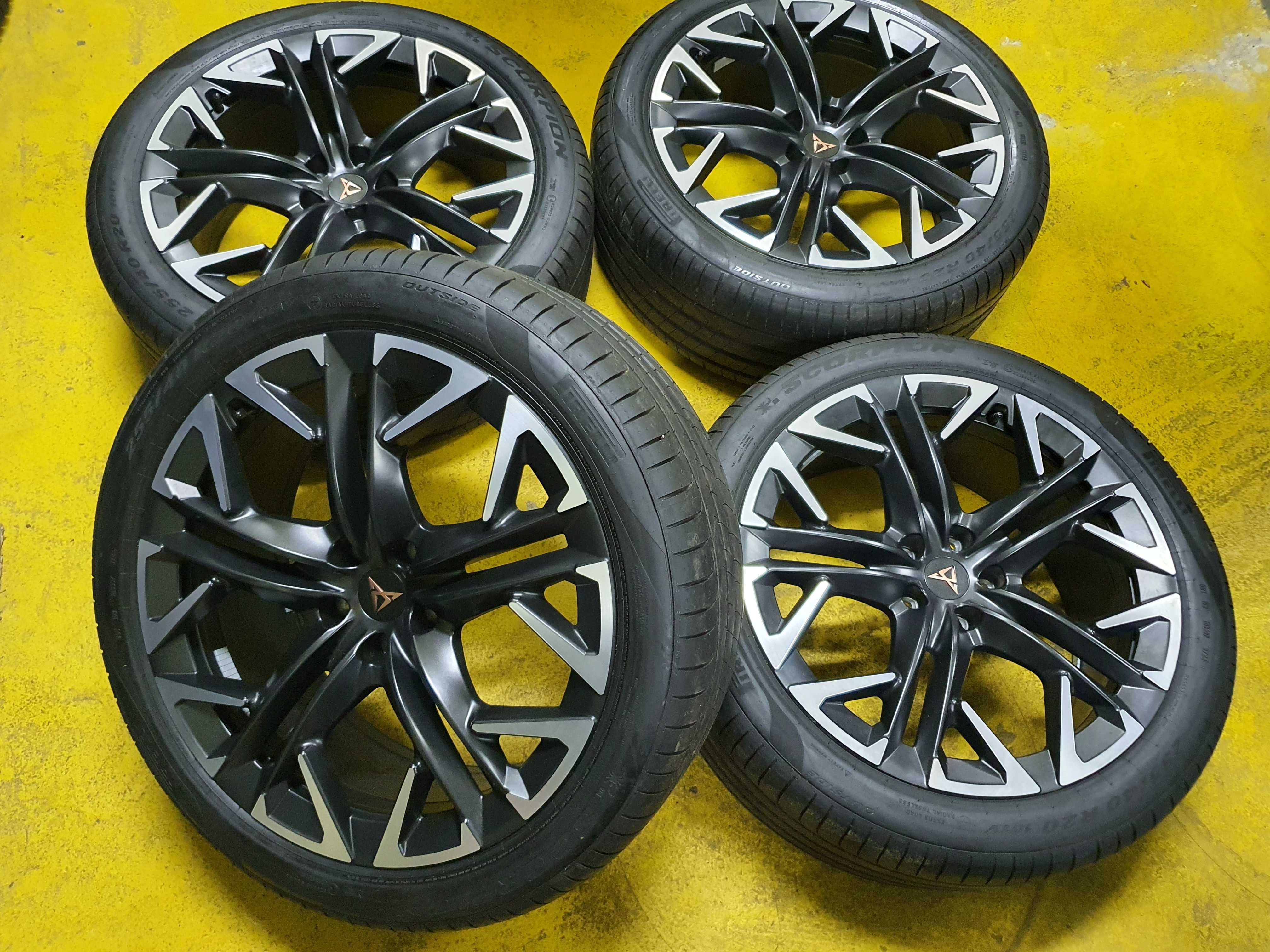 20 Cupra Terramar Hadron Sport 255/40 ET 38 Lato