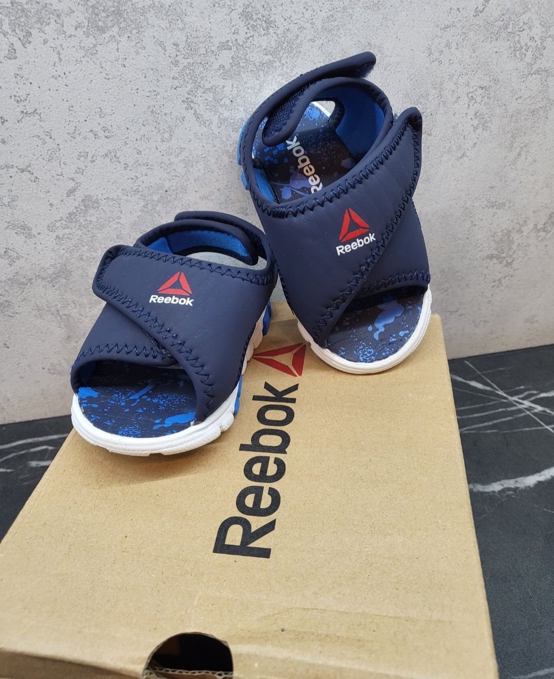 Sandałki reebok 21