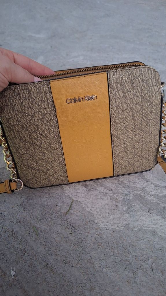 Listonoszka oryginalna Calvin Klein