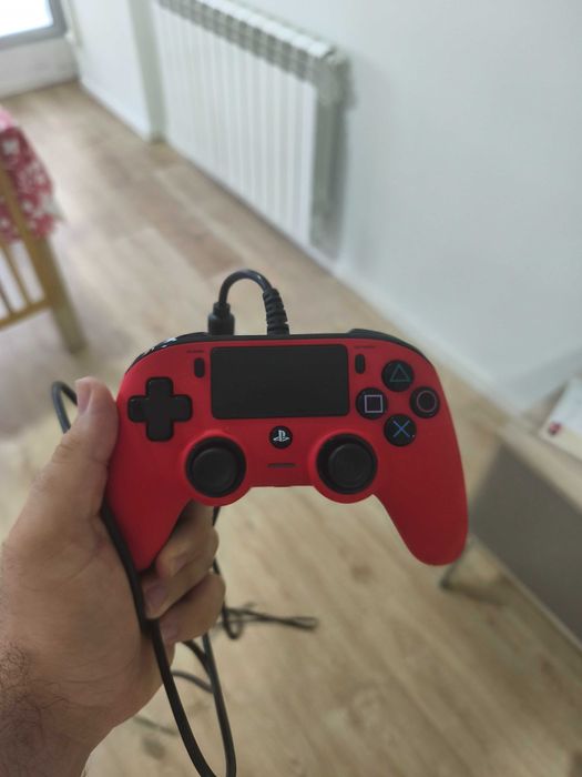 PlayStation 4 1tb slim, com controle