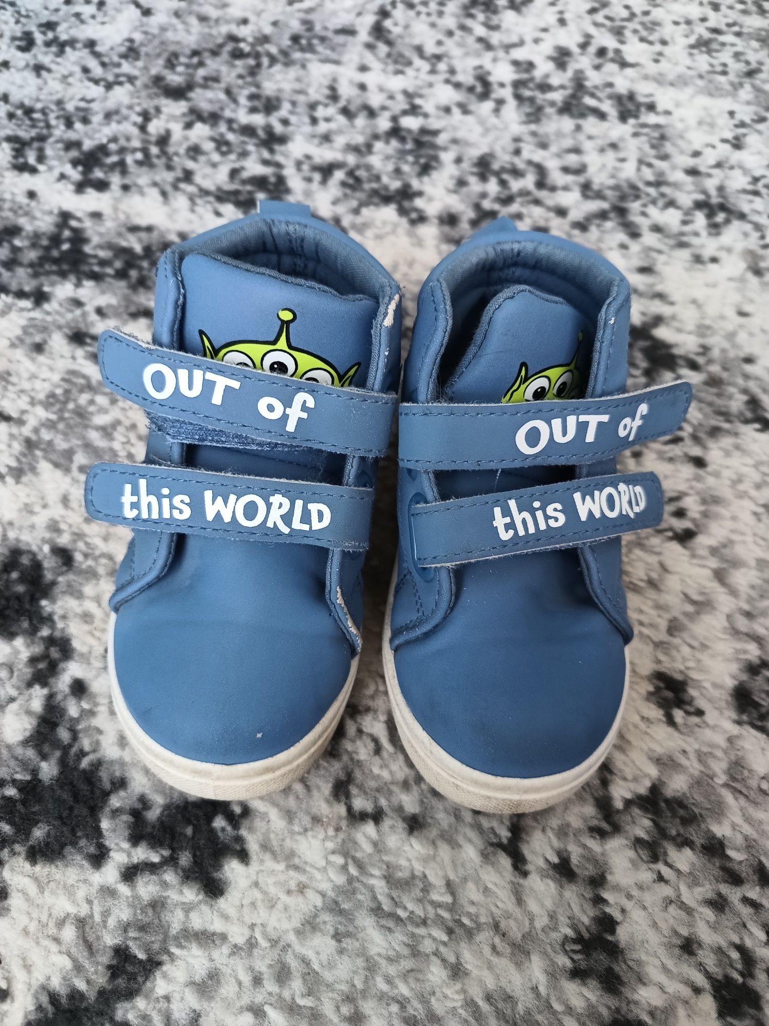 Buty wiosenne rozm 22 chłopięce na rzepy Disney