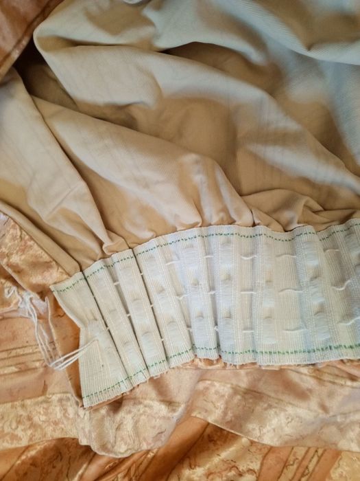 Шторы комплект .