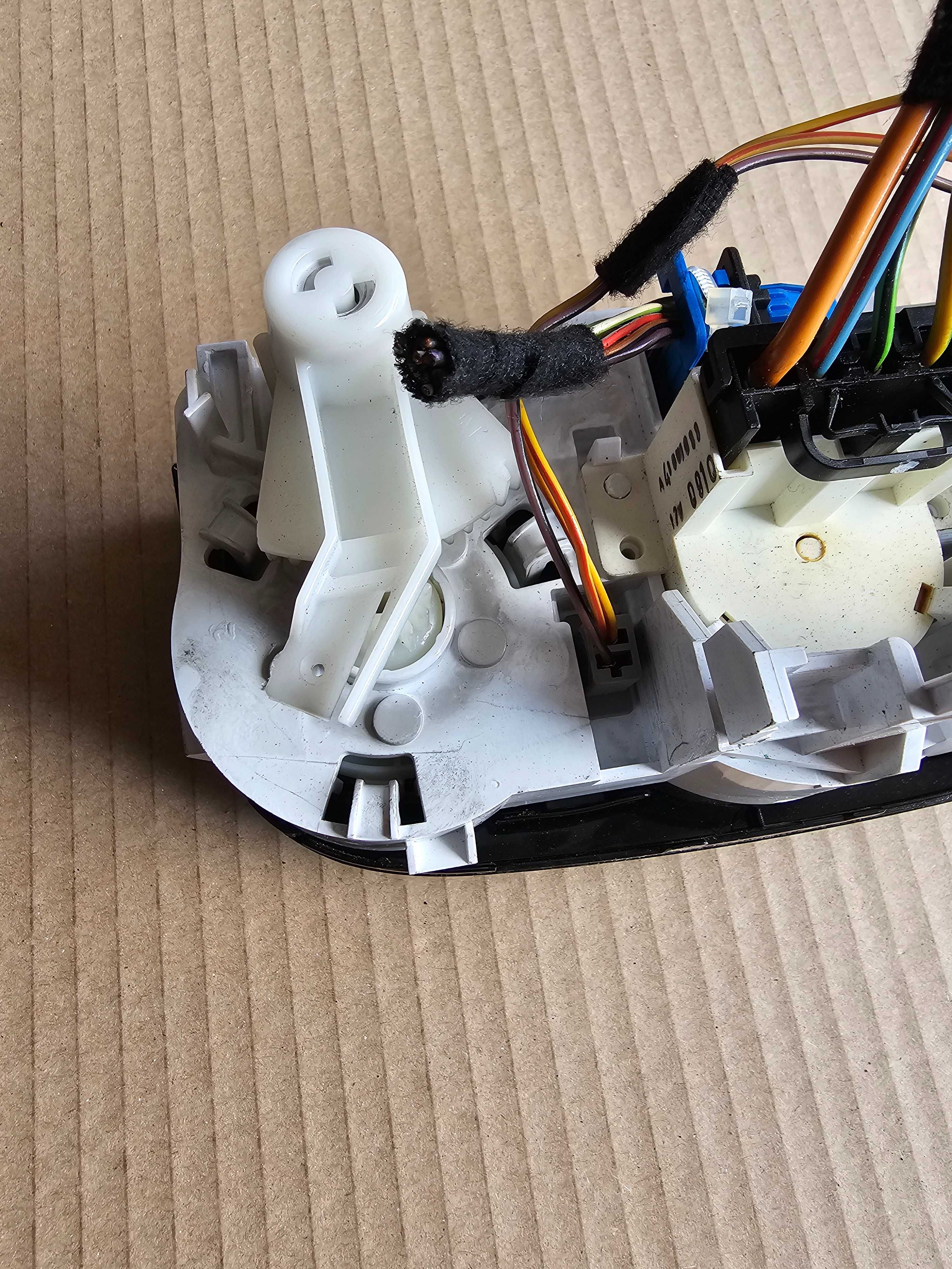Panel Nawiewu Opel Corsa D