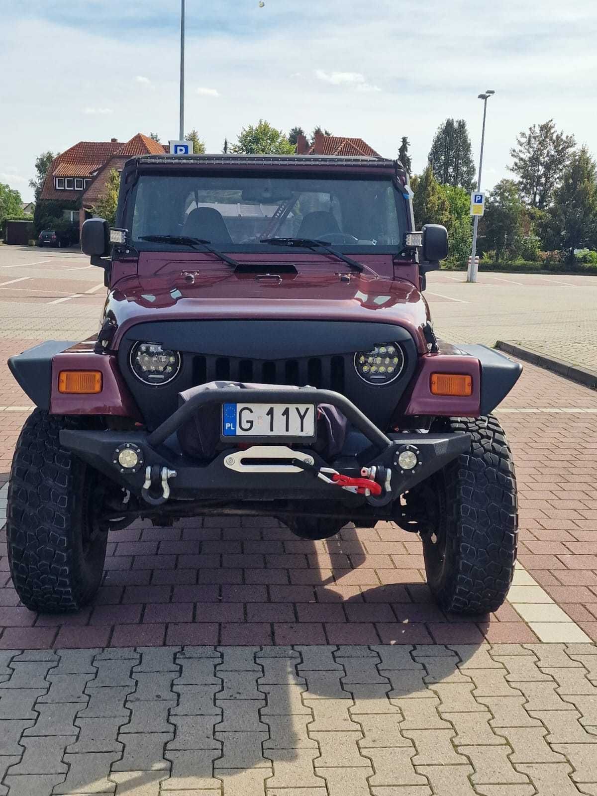 Jeep Wrangler TJ (możliwa zamiana na Polaris RZR lub Can am Spyder)