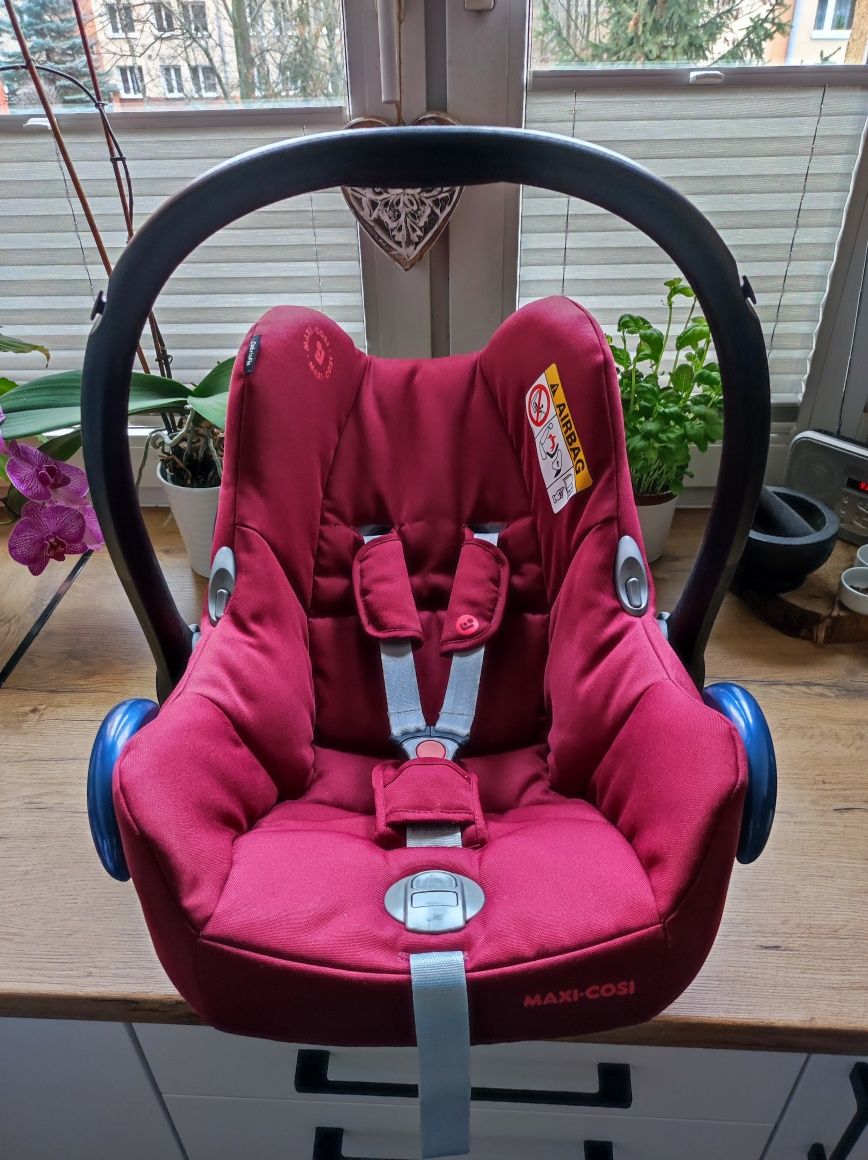 Fotelik samochodowy 0-13kg Maxi Cosi Cabriofix na gwarancji do grudnia