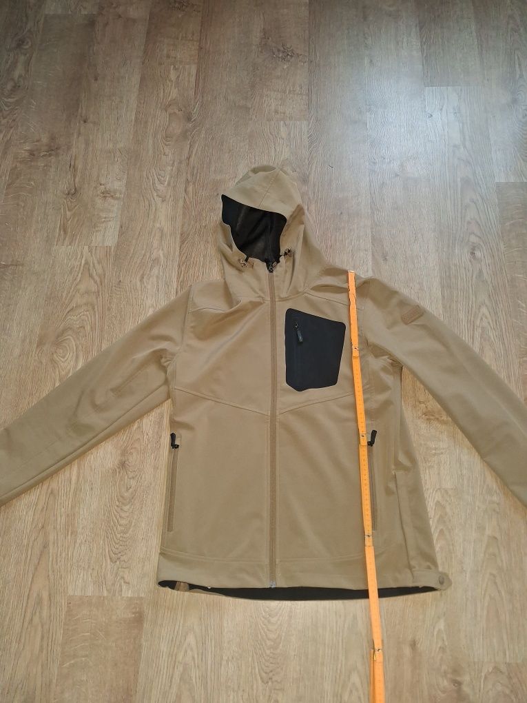 Męska kurtka softshell Magnum Moose rozmiar XL/L