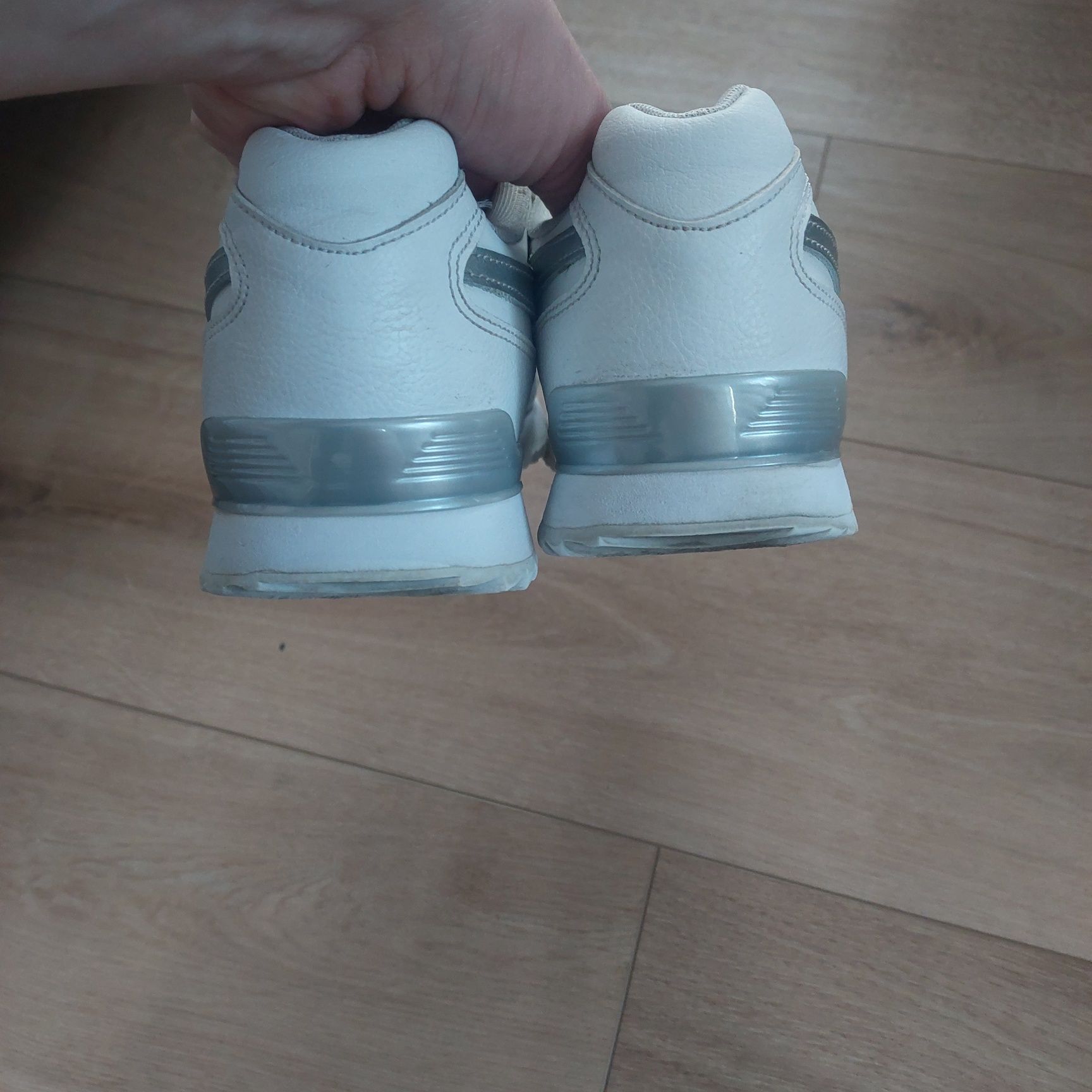 Adidasy białe Reebok r 39