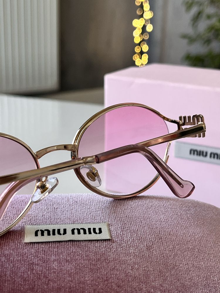 Okulary przeciwsłoneczne Miu Miu