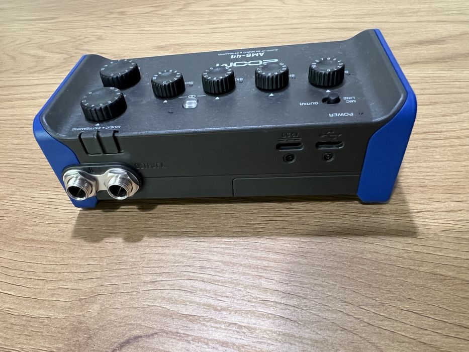 Zoom AMS-44 interface de áudio
