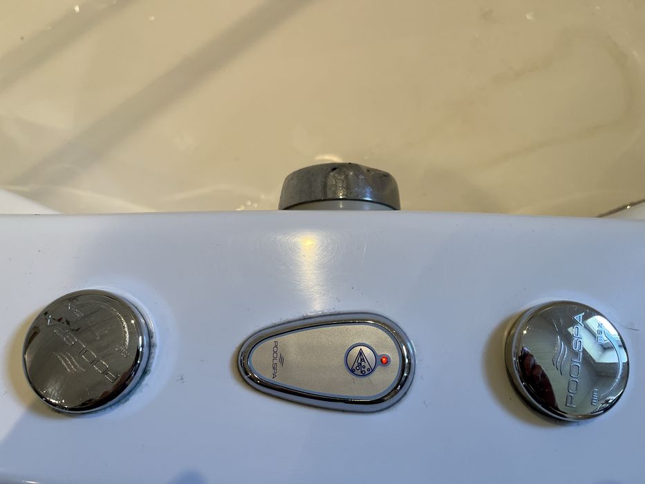 Wanna z hydromasażem
