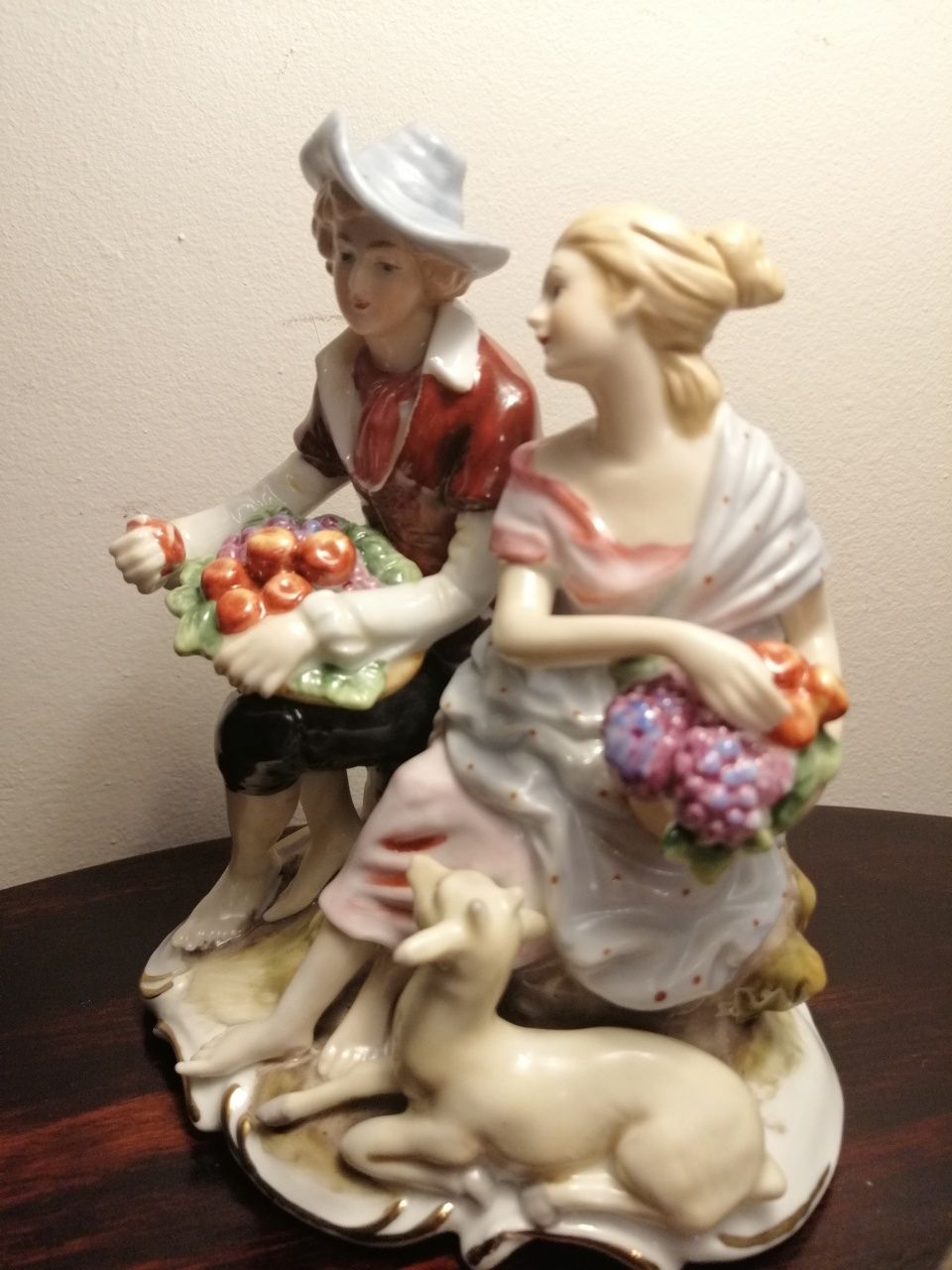 Kolekcjonerska figurka porcelanowa Alfretto Maruri sygnowana