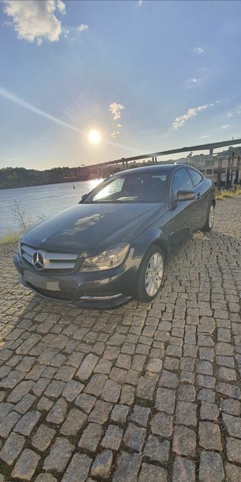Mercedes benz C220 CDI Coupe BE Nacional