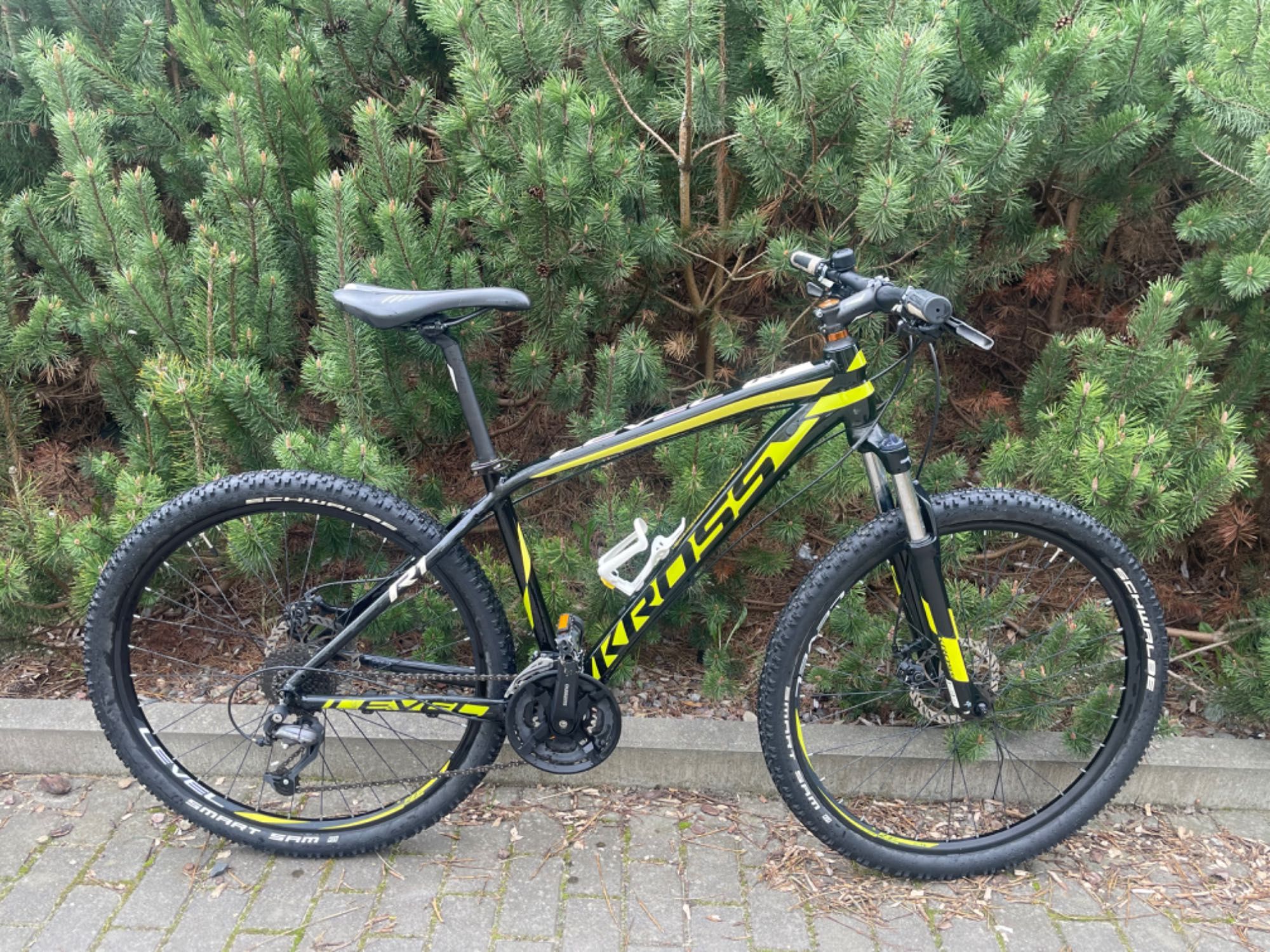 Rower Kross Level R1 MTB