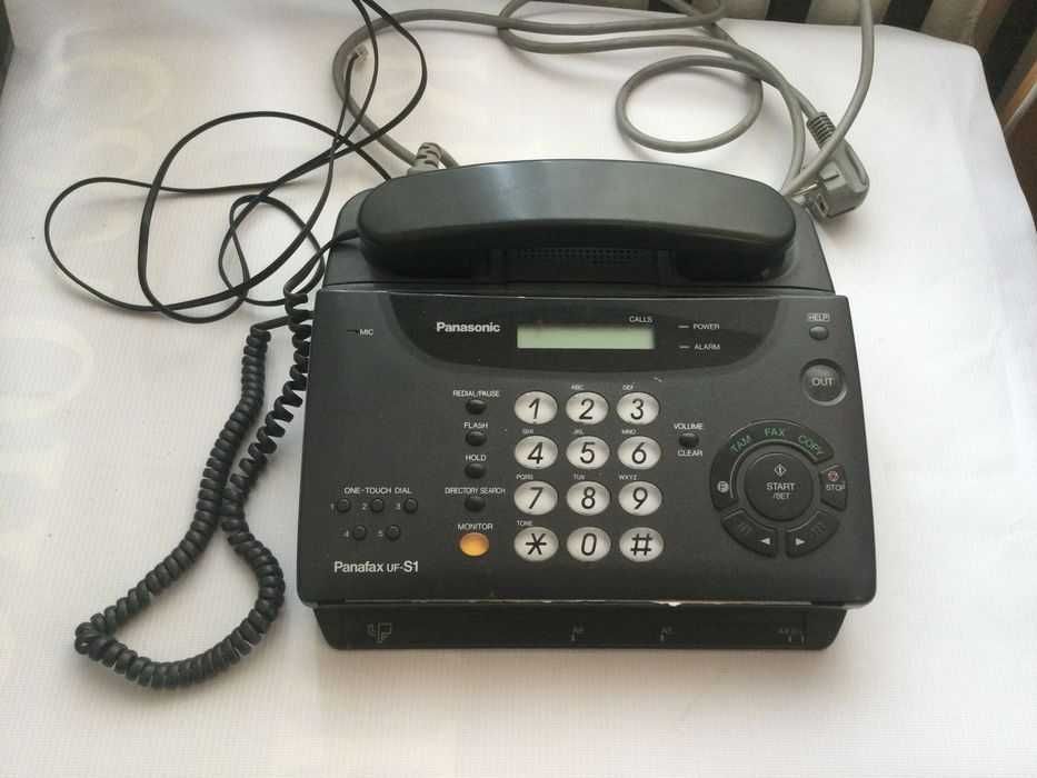 Телефон - Факс Panasonic Panafax UF-S1 +9 рулонов факс-бумаги продам