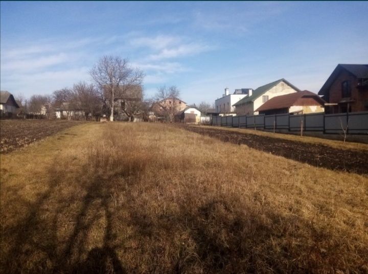 Продається земельна в Нижній Угринів