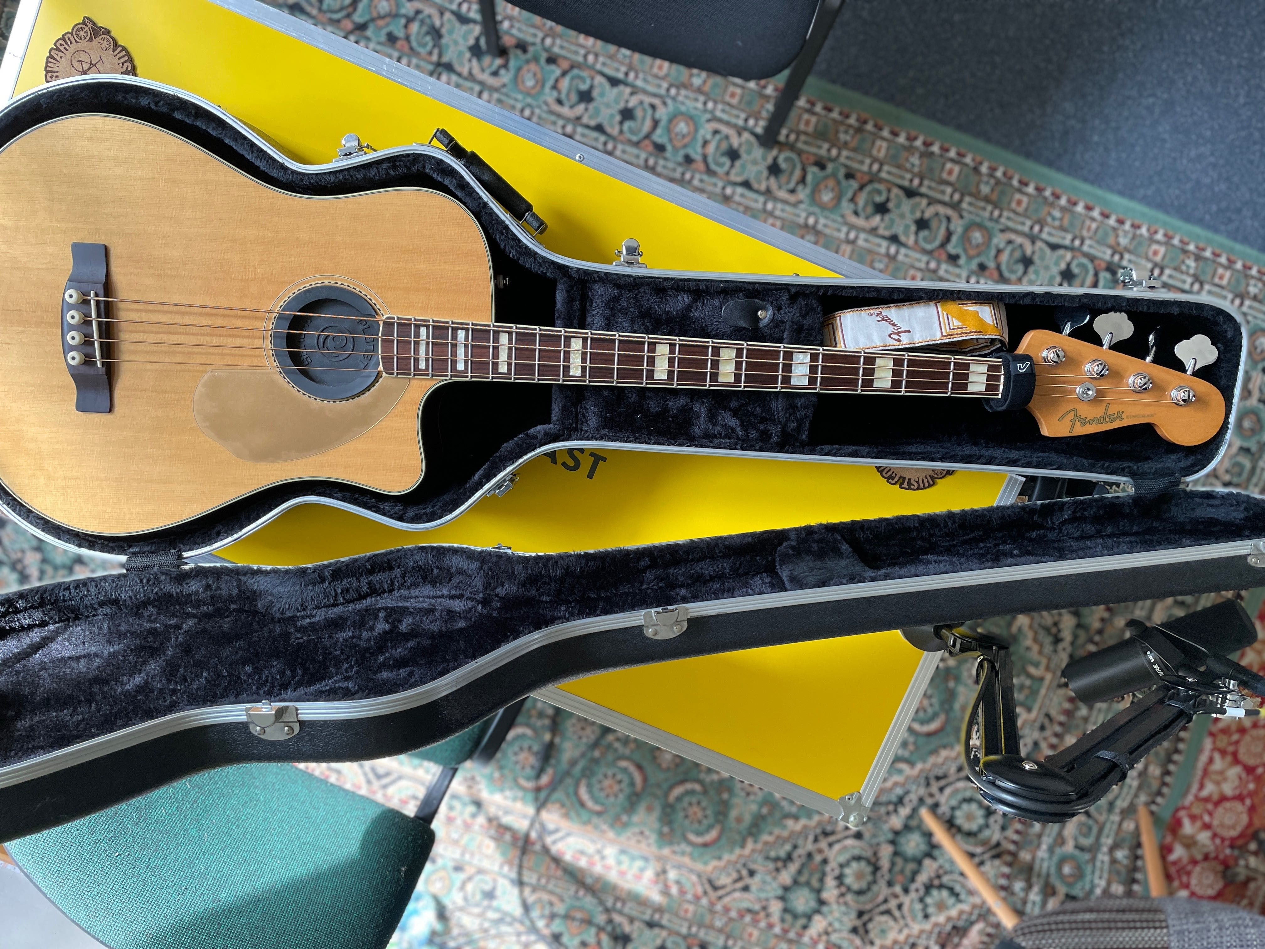 Fender Kingman Acoustic Bass