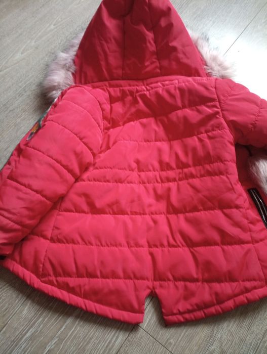 Куртка на дівчинку 98-104