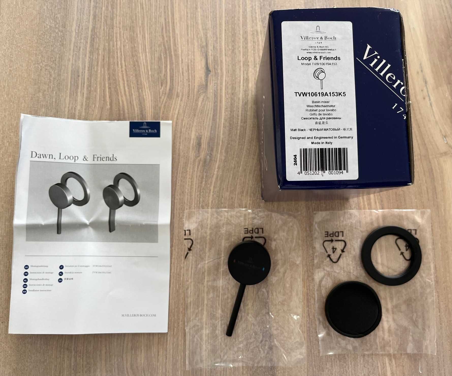 Element do baterii do montażu ściennego Villeroy & Boch TVW10619A153K5