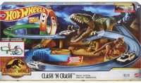 Моторизований трек Hot Wheels Jurassic World «Світ Юрського періоду».