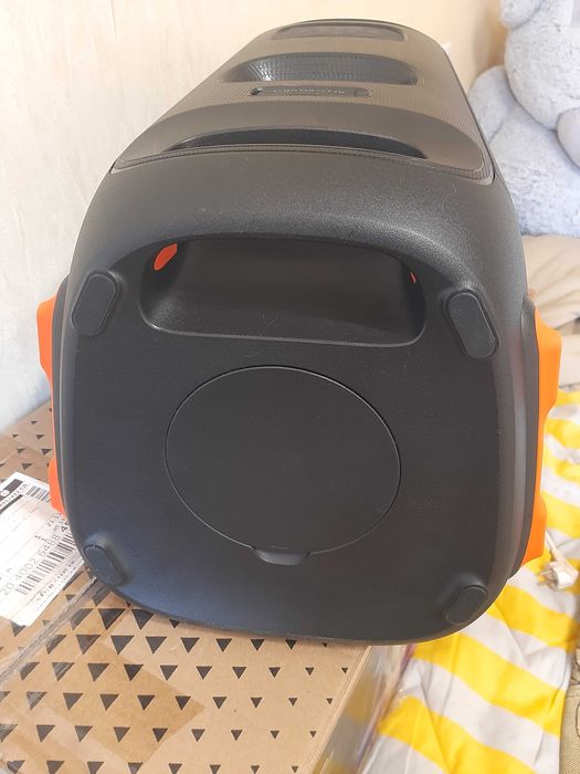 JBL    Partybox   110