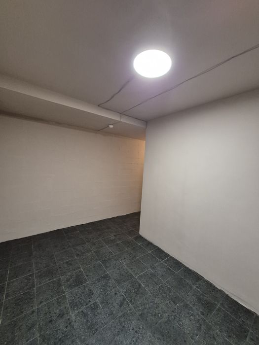 Здам комірку. Варшавський