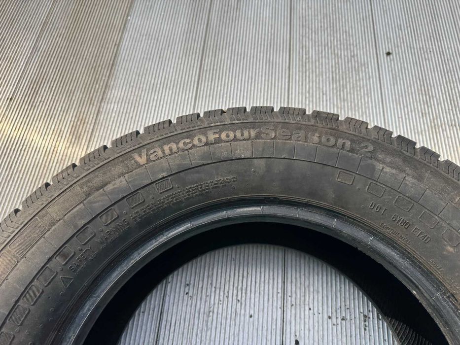 Opona całoroczna Continental VancoFourSeason 2 235/65R16 115/113 R