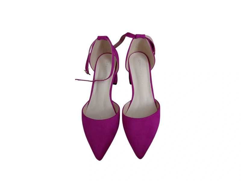 Sapato de cerimónia roxo