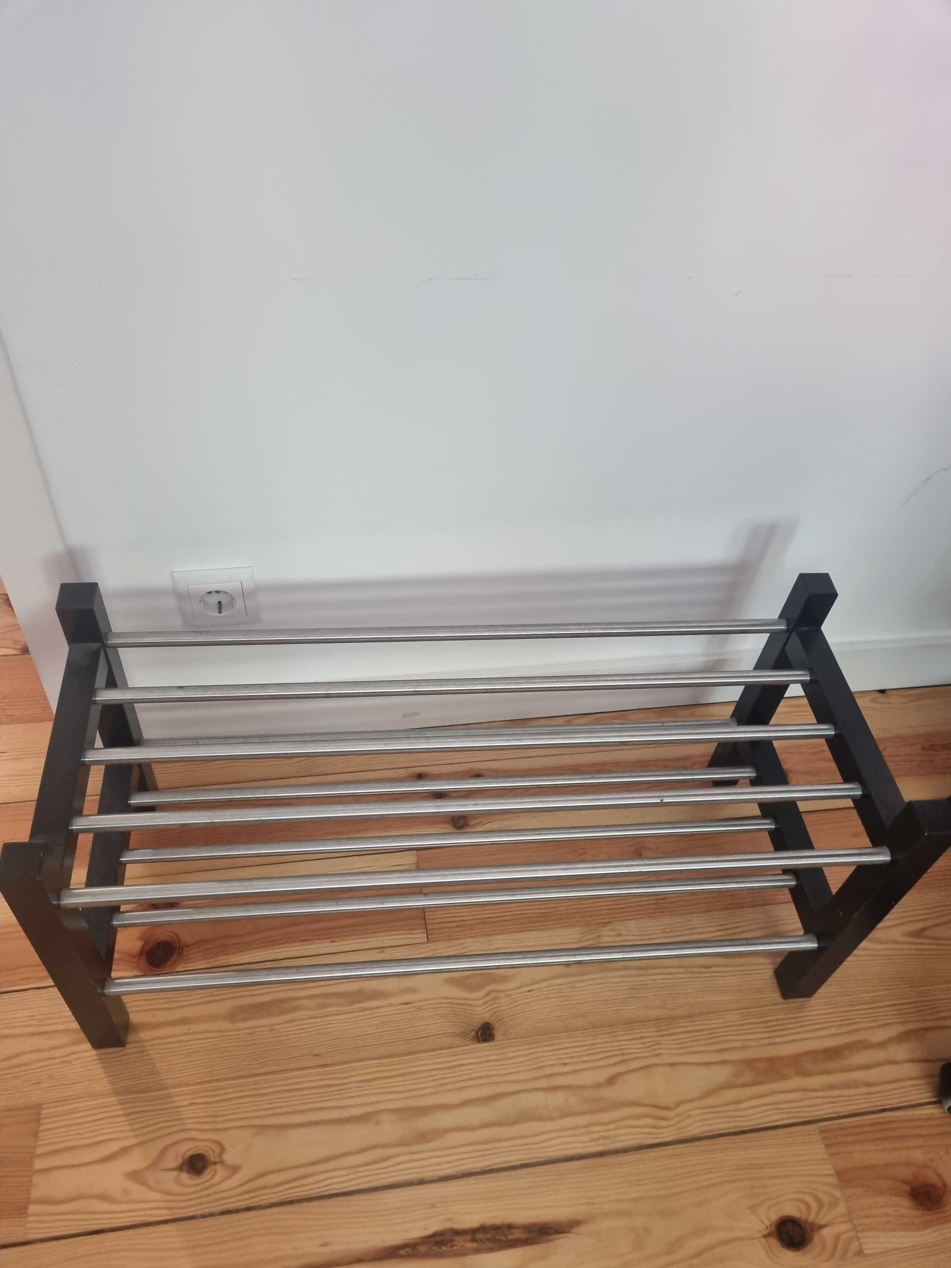 TJUSIG
Sapateira/shoe rack