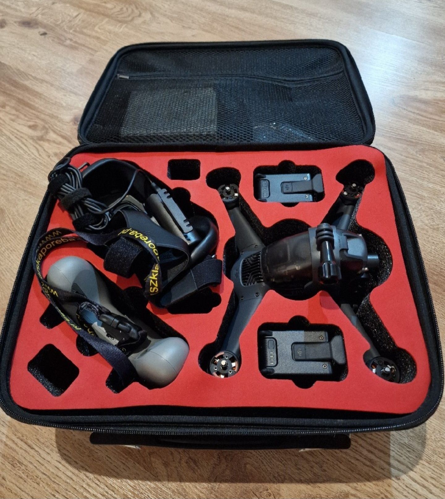 Dron dji fpv fly combo