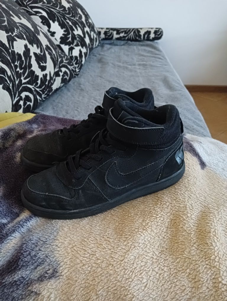 Buty Nike rozmiar 33