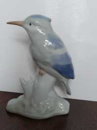 Niebieski ptak - subtelna porcelanowa figurka