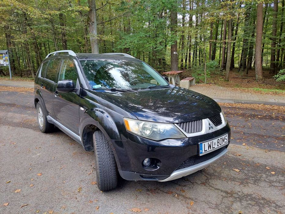 Mitsubishi Outlander 2.0 DID 2007r 4x4 stan dobry !