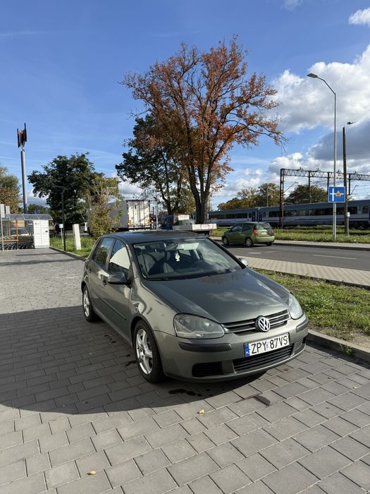 Volkswagen Golf 1.9tdi