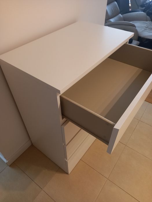 Komoda biała Ikea Malm 4 szuflady
