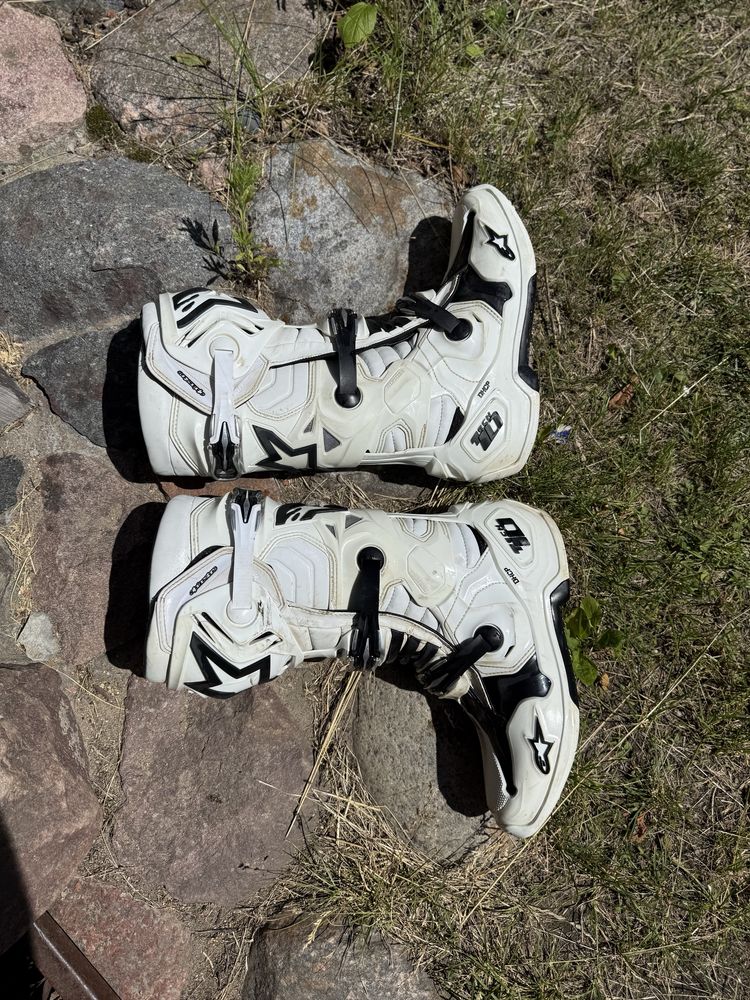 Alpinestars Tech 10 roz. 43 biale plus torba na buty ogio