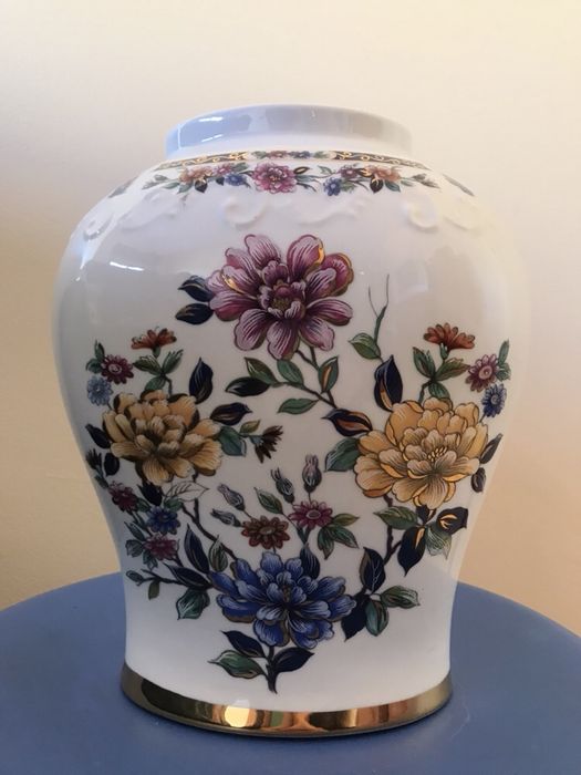 Jarra porcelana pintada à mão