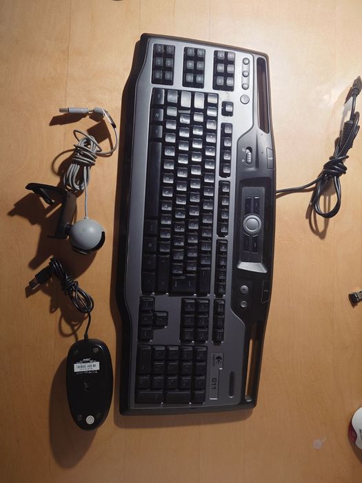 Клавиатура Logitech G11