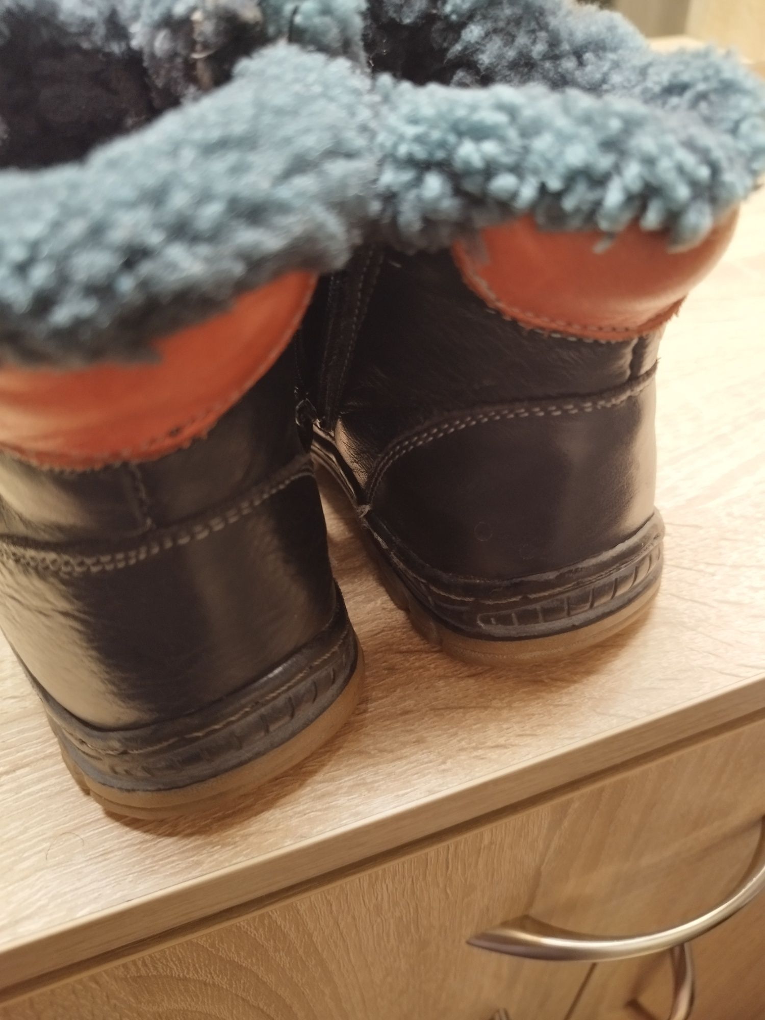 Продам зимові дитячі ортопедичні чобітки