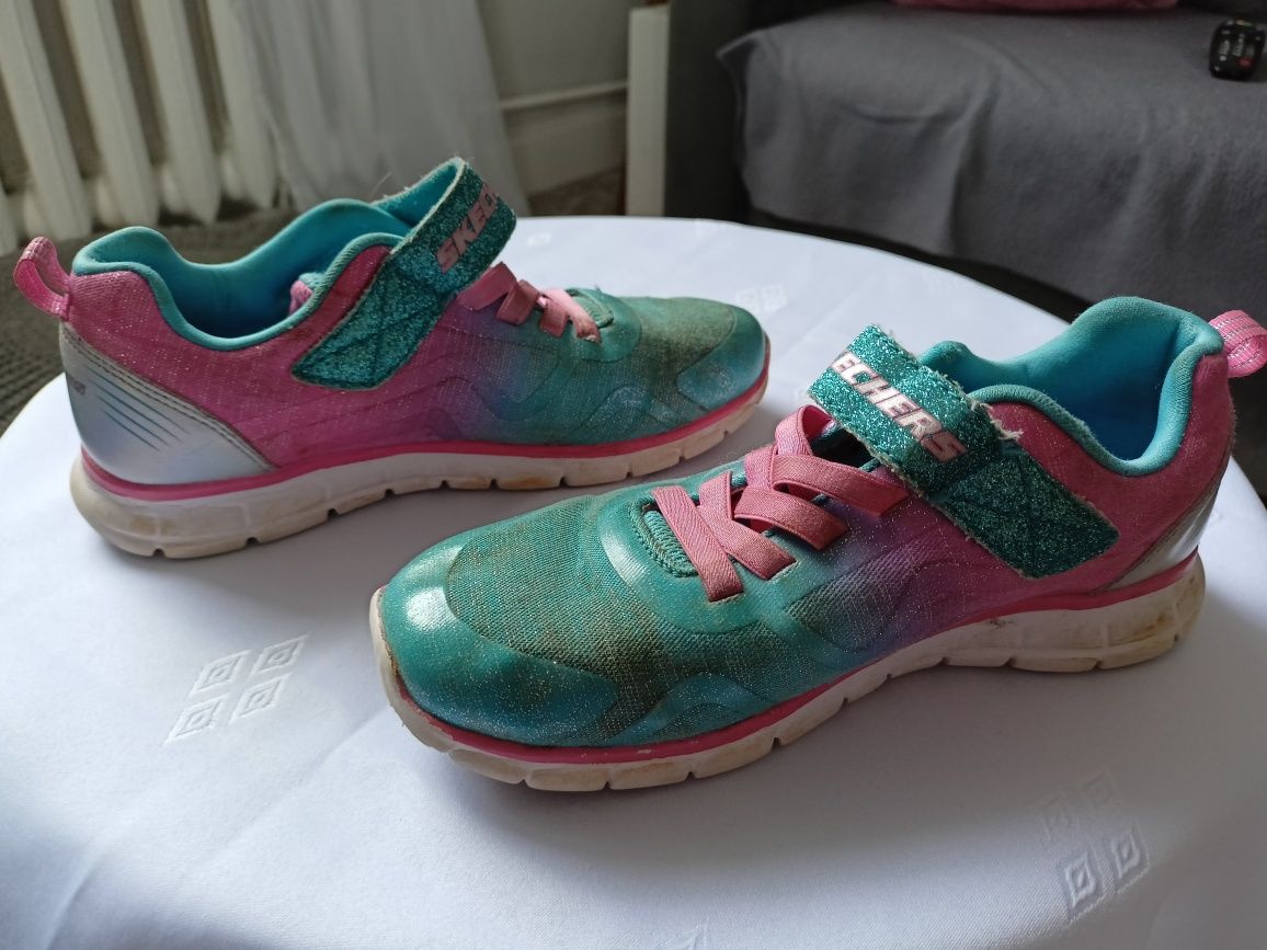 Buty Skechers różowe