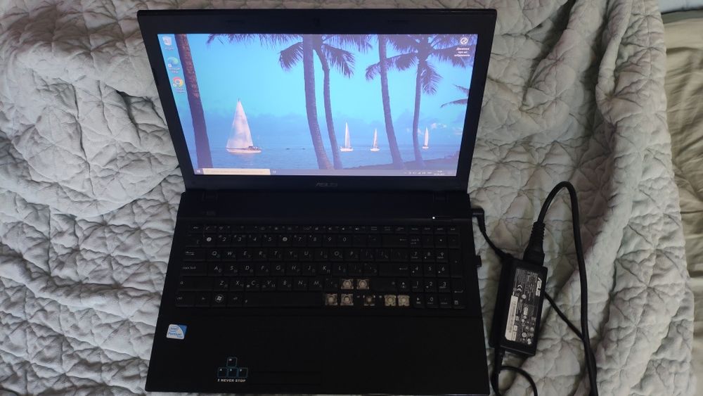 Ноутбук ASUS P52F Pentium P6200 2,13Ghz, 4Гб ОЗУ, 320 HDD