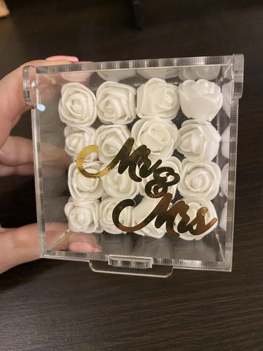 Скринька для обручек/шкатулка для кілець