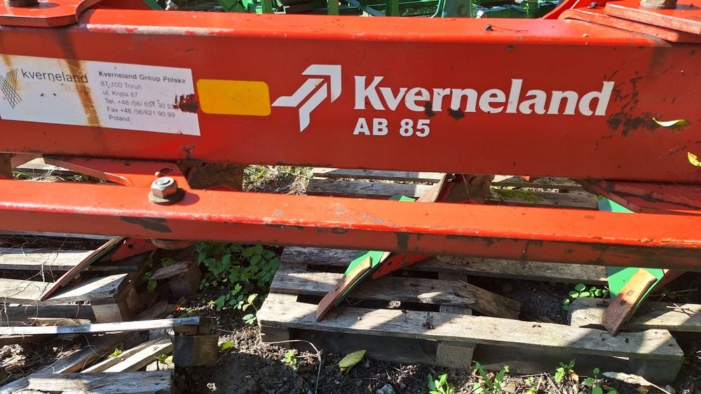 Plug Kverneland Model AB 4skibowy vario 4x od 35 do 50 cm  skiba