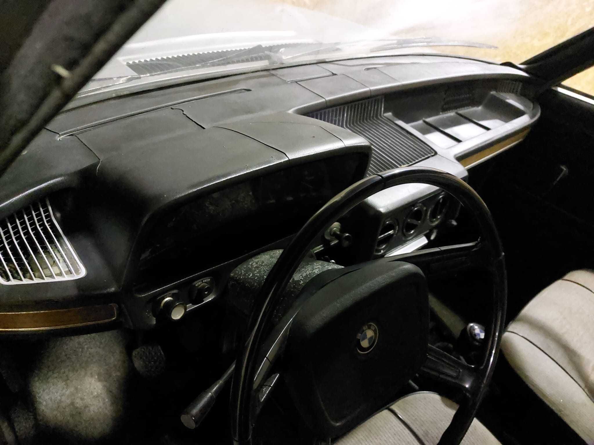 BMW E12 Serie 5_ Para Peças