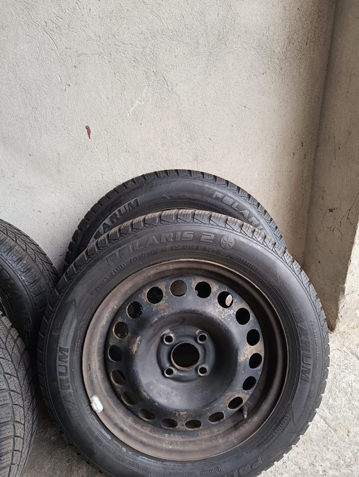 Corsa C felgi z oponami zima koła 4x100 185/65 R15