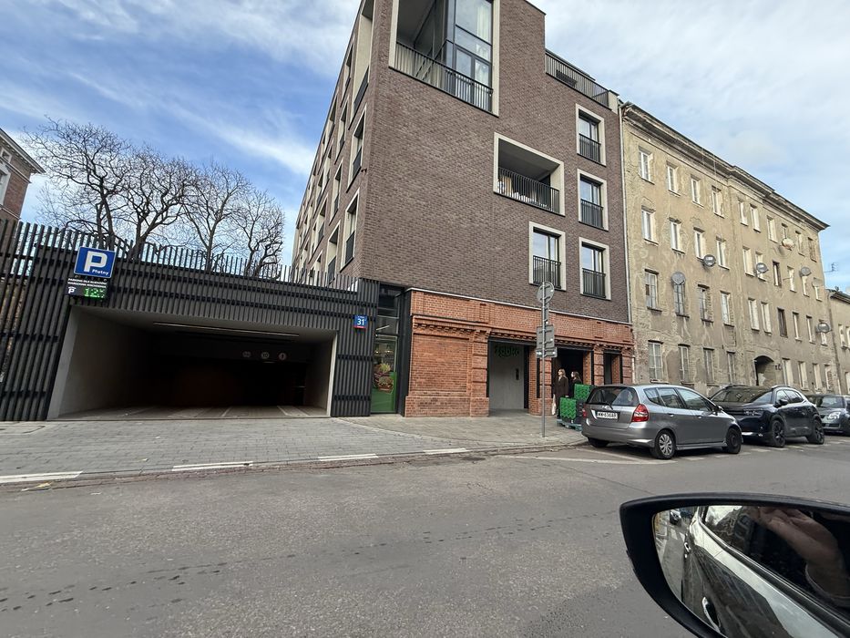 Miejsce postojowe garaż Mińska 31 SOHO