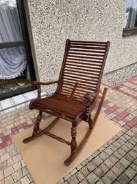 Drewniany fotel bujany ręcznie toczony