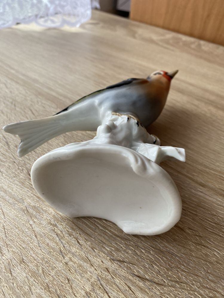 Figurka porcelanowa szczygła